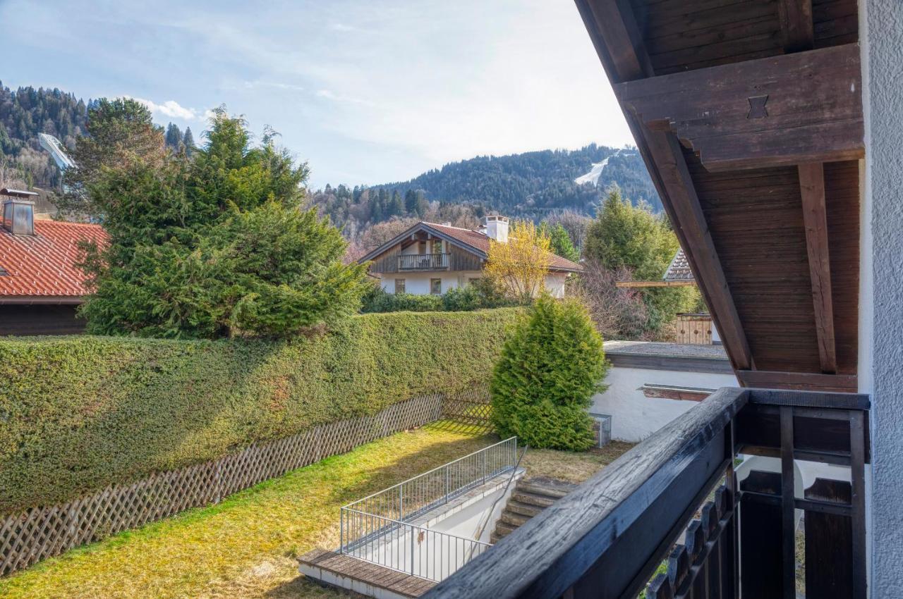 Ruhige Ferienwohnung Partenkirchen 2 Garmisch-Partenkirchen Exterior photo